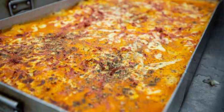 restaurante-popular-tem-cardapio-especial,-nesta-sexta-feira-(9),-em-homenagem-ao-dia-das-maes