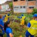 prefeita-debora-regis-acompanha-o-trabalho-de-limpeza-de-canais-e-dialoga-com-a-comunidade