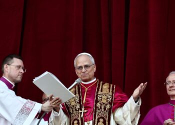 papa-leao-xiv-pede-que-igreja-ilumine-“noites-escuras-do-mundo”