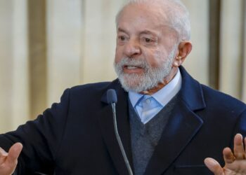 nenhum-aposentado-tera-prejuizo,-diz-lula-sobre-descontos-indevidos