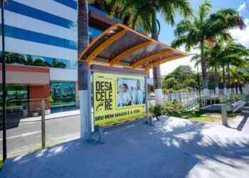 estrada-do-coco-recebe-novo-abrigo-para-parada-de-onibus