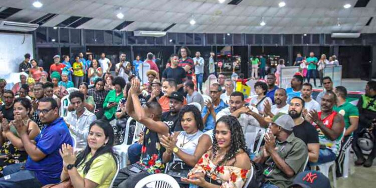 prefeitura-celebra-premiacao-dos-fazedores-de-cultura-com-assinatura-de-termo-sivu-resistencia