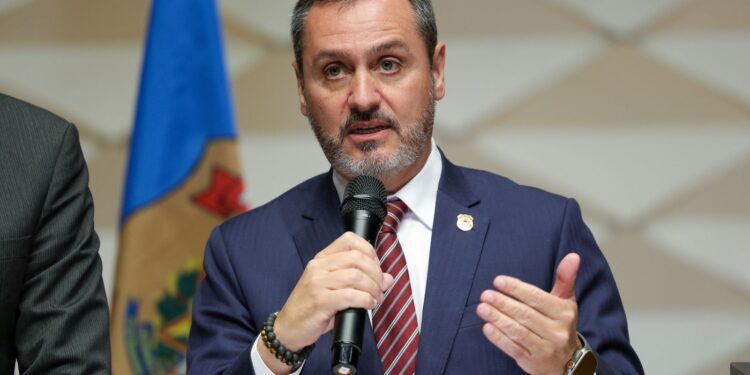 pf-aguarda-decisao-na-bolivia-para-trazer-lider-de-faccao-criminosa