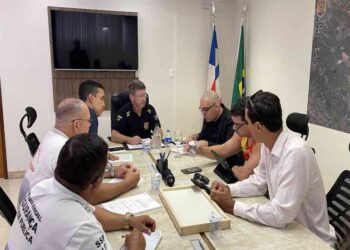 prefeitura-realiza-reuniao-para-tratar-das-demandas-dos-salva-vidas