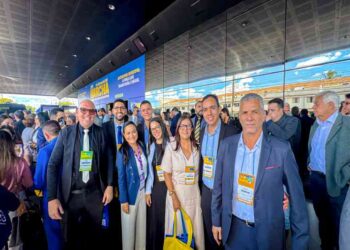 prefeita-participa-da-abertura-da-xxvi-marcha-a-brasilia-em-defesa-dos-municipios