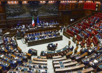 camara-dos-deputados-na-italia-aprova-decreto-que-restringe-cidadania