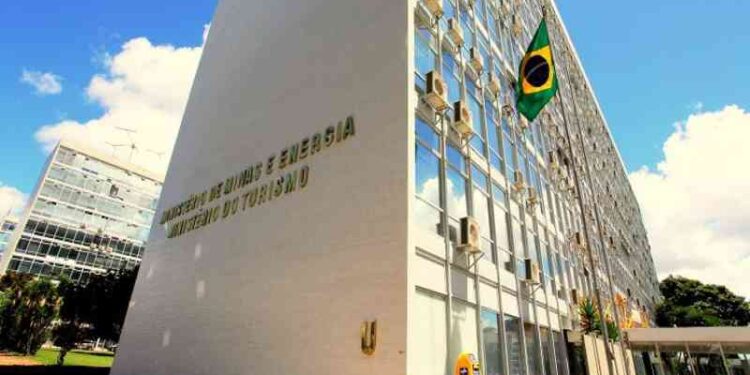 gestores-de-lauro-de-freitas-fortalecem-dialogo-com-o-ministerio-do-turismo