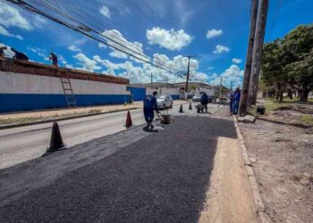 acoes-emergenciais-da-operacao-buraco-zero-acontecem-na-estrada-do-coco-e-gerino-de-souza