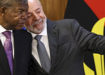 lula-incentiva-empresariado-a-investir-em-angola
