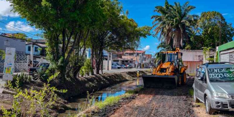 limpeza-de-canal-aconteceu-em-itinga-e-na-gerino,-nesta-sexta-feira-(23)