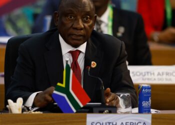 africa-do-sul:-entenda-falsa-acusacao-de-trump-sobre-genocidio-branco