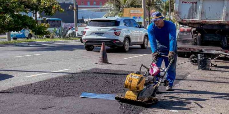 jardim-do-jockey-recebe-operacao-buraco-zero