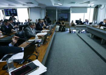 ccj-do-senado-suspende-demarcacao-de-terras-indigenas-em-sc