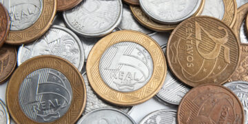 alta-do-iof-e-vista-como-retrocesso-por-entidades-comerciais-e-empresariais