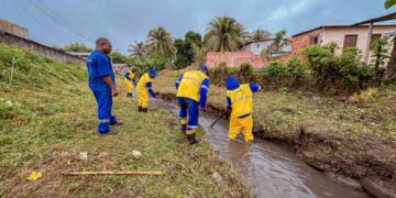 prefeitura-realiza-acao-preventiva-de-limpeza-de-canal-em-itinga