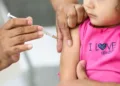 sarampo:-protecao-contra-a-doenca-vem-da-vacina-triplice-viral