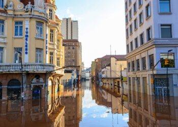 camara-aprova-projeto-que-facilita-parceria-para-enfrentar-calamidades