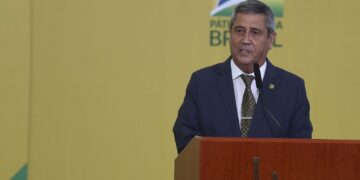 pgr-envia-ao-stf-parecer-para-manter-prisao-de-braga-netto