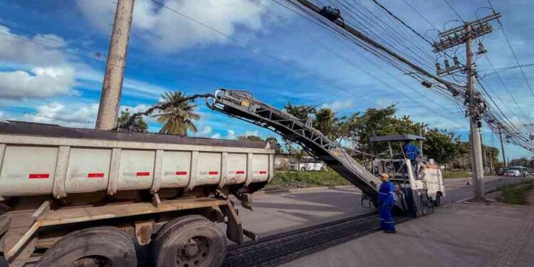 prefeitura-segue-em-andamento-com-obra-na-gerino-de-souza