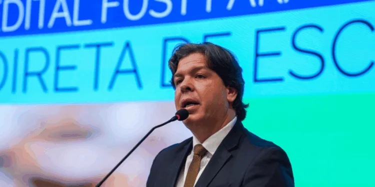 mcom-lanca-edital-para-levar-internet-de-alta-velocidade-a-5-mil-escolas-publicas