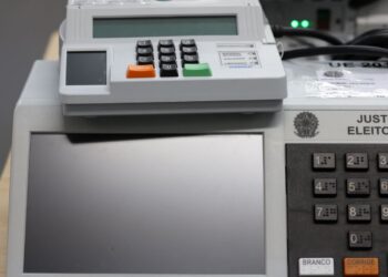 sp:-eleitores-de-3-cidades-vao-as-urnas-para-escolher-prefeito-e-vice