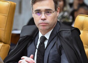 mendonca-vota-a-favor-da-revisao-da-vida-toda-no-stf 