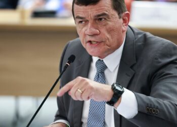 ex-ministro-diz-que-alertou-bolsonaro-sobre-gravidade-de-golpe