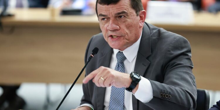 ex-ministro-diz-que-alertou-bolsonaro-sobre-gravidade-de-golpe