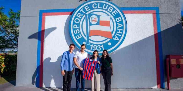 prefeita-visita-ct-do-bahia-e-projeta-parceria-em-prol-de-criancas-e-jovens-do-municipio