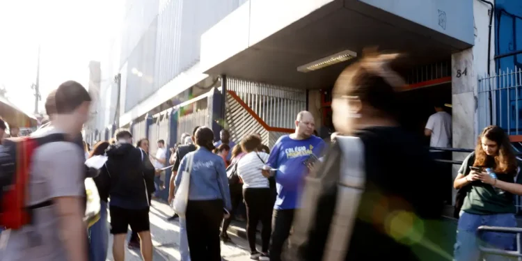 fgv-e-confirmada-como-banca-do-cnu-2025,-que-tera-mais-de-3-mil-vagas-em-orgaos-federais