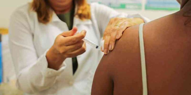 prefeitura-lanca-estrategia-de-vacinacao-itinerante-contra-gripe