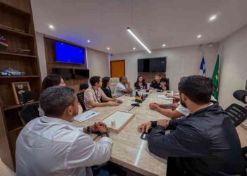 reuniao-trata-descarte-irregular-de-lixo-em-ipitanga