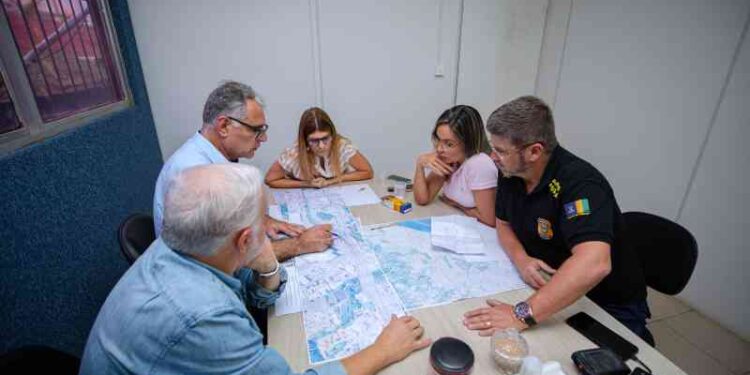 prefeitura-busca-solucoes-para-desafios-no-transito-da-estrada-do-coco