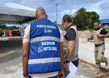 prefeitura-realiza-fiscalizacao-contra-montagem-irregular-de-estruturas-comerciais