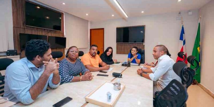 prefeita-debora-se-reune-com-o-conselho-tutelar-e-ouve-as-demandas-da-categoria