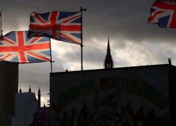 brasil-participa-de-evento-climatico-em-londres-com-45-mil-pessoas