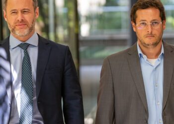 moraes-manda-pf-ouvir-advogado-e-ex-assessor-de-bolsonaro 