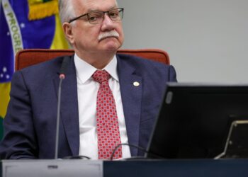 fachin-inicia-voto-sobre-responsabilizacao-de-redes;-placar-esta-7-a-1