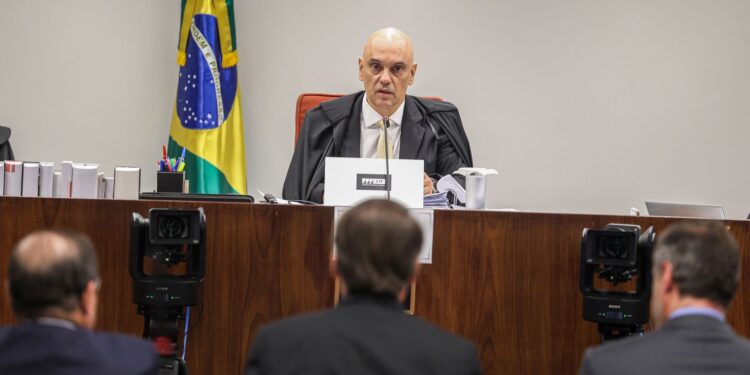 moraes-diz-que-nao-vai-admitir-tumulto-processual-na-acao-do-golpe