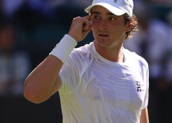 bia-haddad-e-joao-fonseca-estreiam-bem-e-vao-a-2a-rodada-de-wimbledon