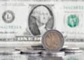 dolar-recua-ao-menor-patamar-em-nove-meses-e-fecha-junho-a-r$-5,43