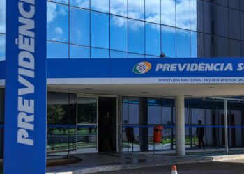 agu-pede-homologacao-de-acordo-para-inss-devolver-descontos-ilegais