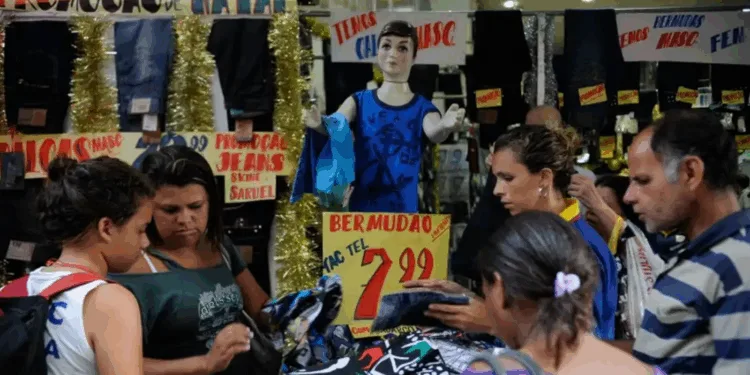 criacao-de-vagas-e-salarios-em-alta:-o-que-fez-aquecer-o-mercado-de-trabalho-em-2025?