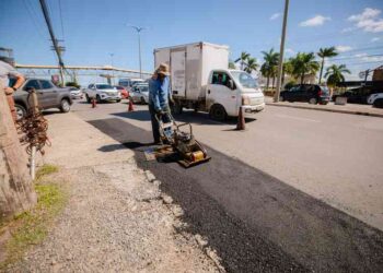 operacao-buraco-zero-melhora-trafegabilidade-no-caji-e-estrada-do-coco