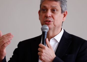 governo-defende-justica-tributaria-e-nao-alta-de-imposto,-diz-ministro