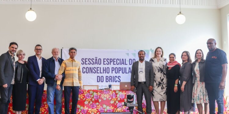 movimentos-sociais-do-brics-entregam-propostas-para-chefes-de-estado