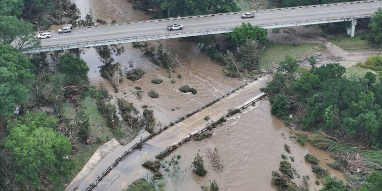governo-brasileiro-lamenta-mortes-no-texas-por-fortes-chuvas