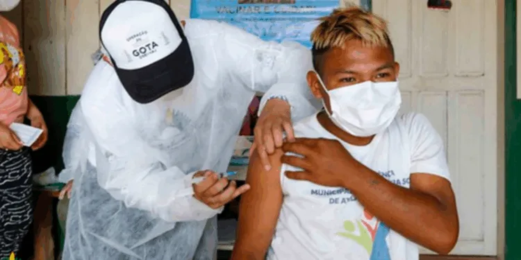 amazonas:-operacao-gota-vai-vacinar-populacao-indigena,-quilombola,-ribeirinha-e-rural-do-estado