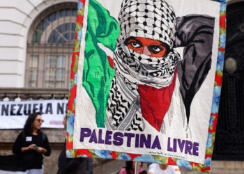 ato-no-rio-defende-rompimento-do-brics-com-israel