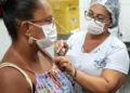 bahia:-mobilizacao-pretende-vacinar-6,3-milhoes-de-pessoas-contra-a-gripe-no-estado